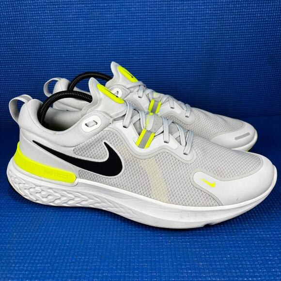 🔴 Nike React Miler Men Size 12.5 Grey Yellow Athletic Running Shoes CW1777-005 - Picture 3 of 8